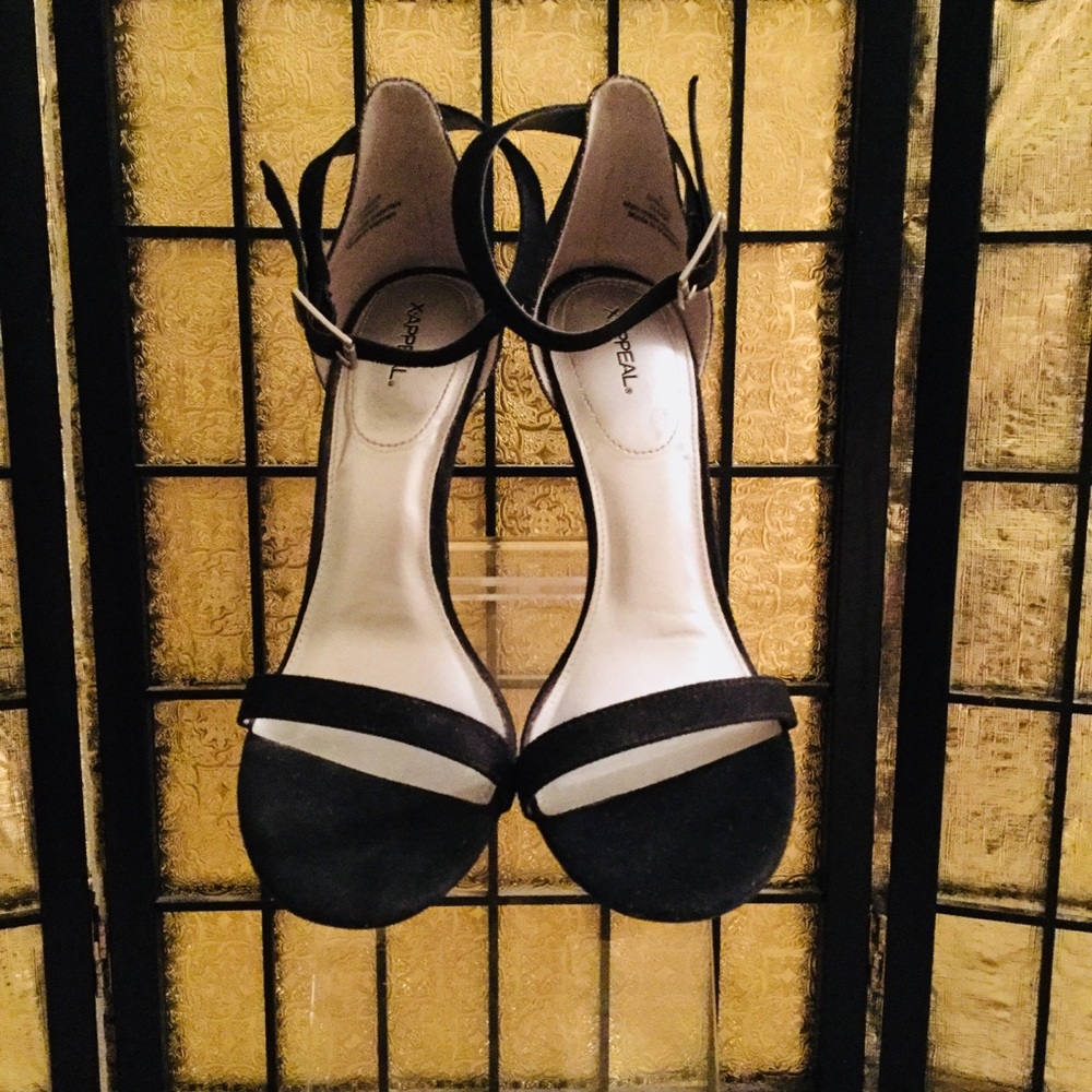 X-Appeal Faux Suede Stilettos